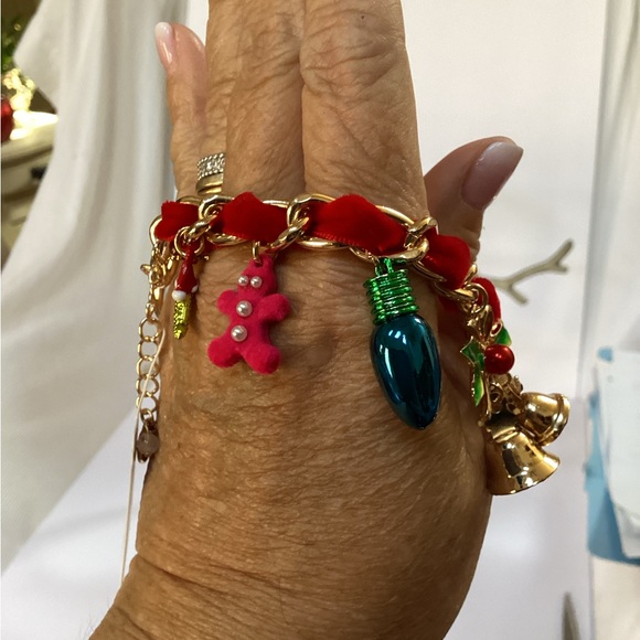 Betsey Johnson Red and Gold Holiday Charm Bracelet, NWT - Picture 2 of 9